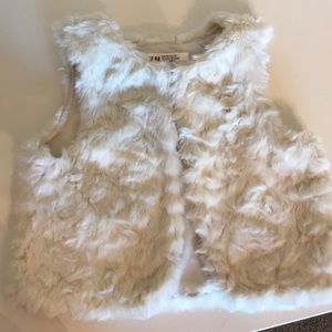 H&M faux fur vest